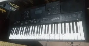 UK Used Yamaha PSR-E463 Keyboard