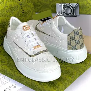 Super High Quality Designer Luxury Sneakers Gucci Available