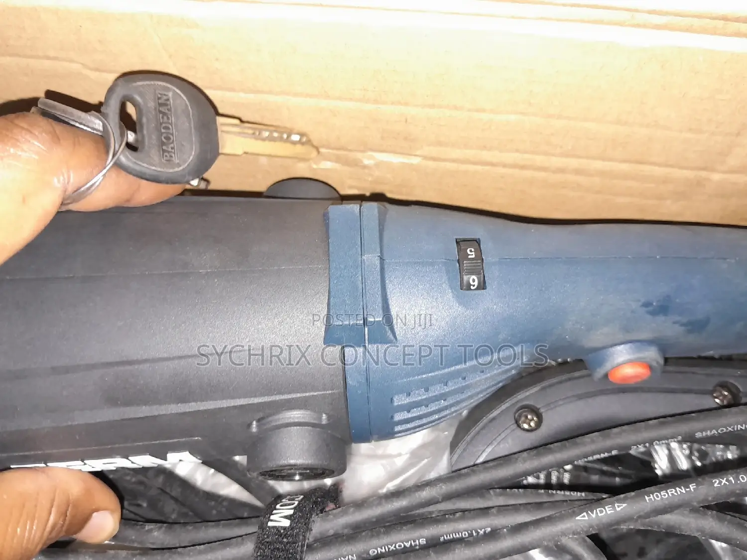 Ferm Angle Polisher