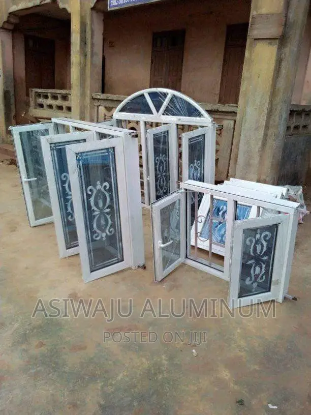 Casement Window With Stamplasring Glass
