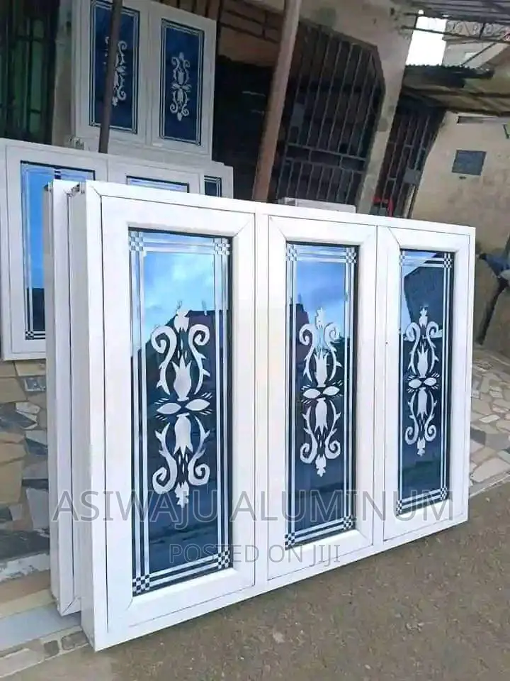 Casement Window With Stamplasring Glass