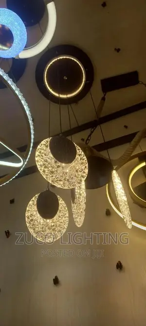 Modern Luxury LED 4 Dropping Pendant Chandelier With 3 Light