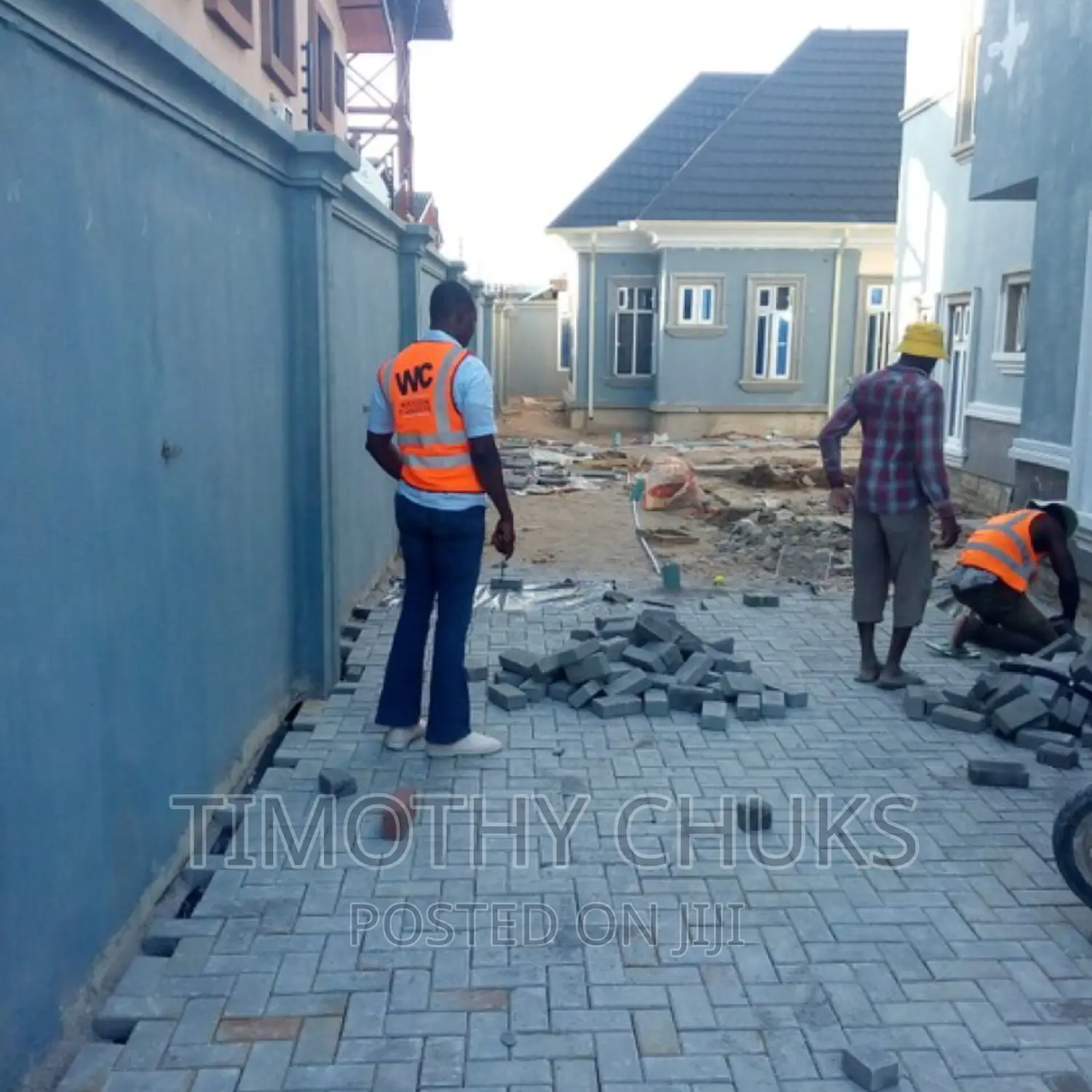 Interlock Stone