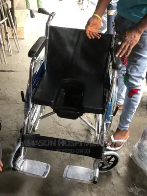 Commode Wheel Chair