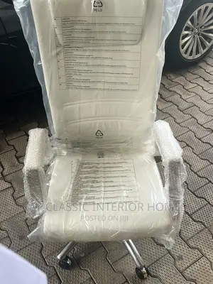 White Swivel Office Chair