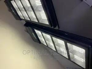Sukhig 500W All in One Solar Street Light