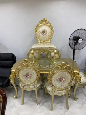 Modern Exquisite Dining Table With 6 Chairs