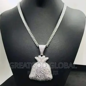 Neck Chain and Pendant 
