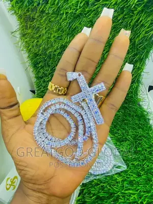 Neck Chain and Pendant Ice 