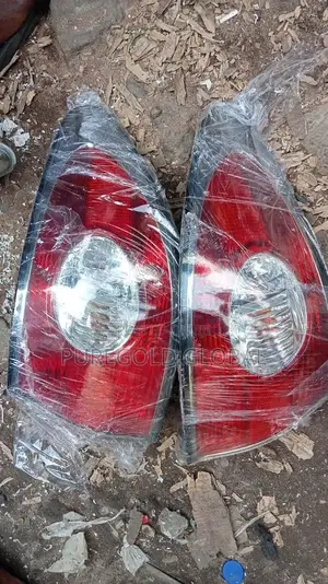 Lexus Es300 Rear Light