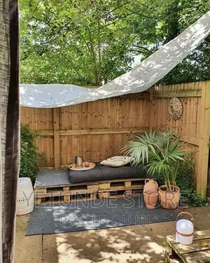 Back Yard Furniture - Wooden Pallets DIY