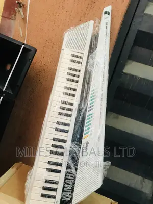 Yamaha Synthesis Keyboard