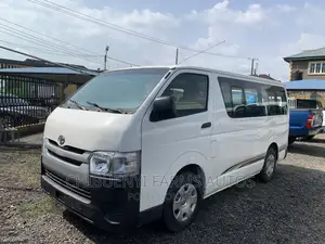 Toyota HiAce 2012 White