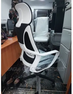 Modern Design Executive Swivel Office Chair
