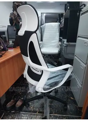 Modern Design Executive Swivel Office Chair