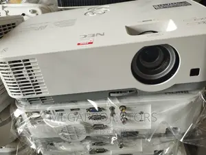 3000 Lumens Nec HDMI Projector