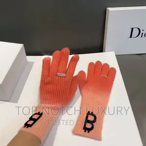 Female High Fashion Designer Gloves