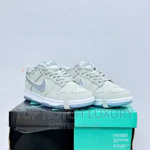 *Original Concepts X Nike Sb Dunk Low White Lobster *