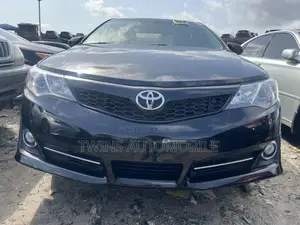 Toyota Camry 2013 Black