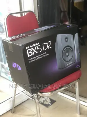M-Audio BX5 D2 5" Active 2-Way Studio Monitor Speakers (Pair