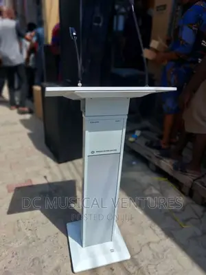 Wireless Lectern Pulpit With in Body Speaker