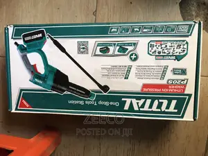 Lithium-Ion Pressure Washer P20s