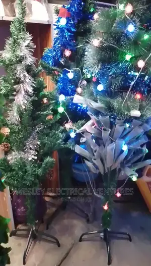 Pine 7ft Christmas Tree With Light