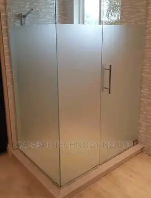 Standard Shower Cubicle