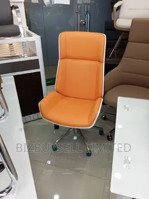Super Executive Chair With Reclining.