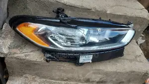 Headlamp Ford Fushion 2012 2013