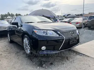 Lexus ES 2013 Black