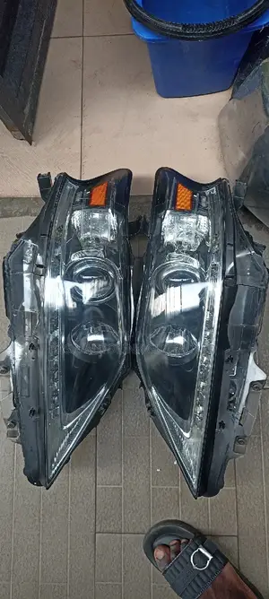 Direct Follow Come With Charger/Day Light Rx350 2015