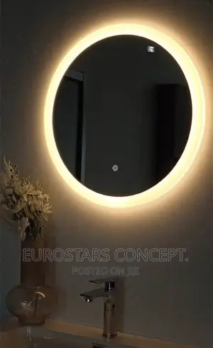 Round Luxury Mirror With Lights