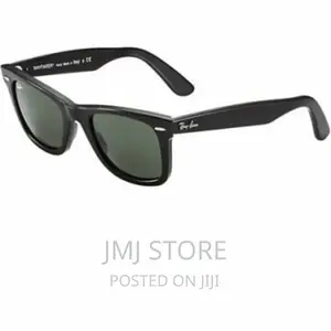 Ray Ban Wayfarer Sunglasses - Black