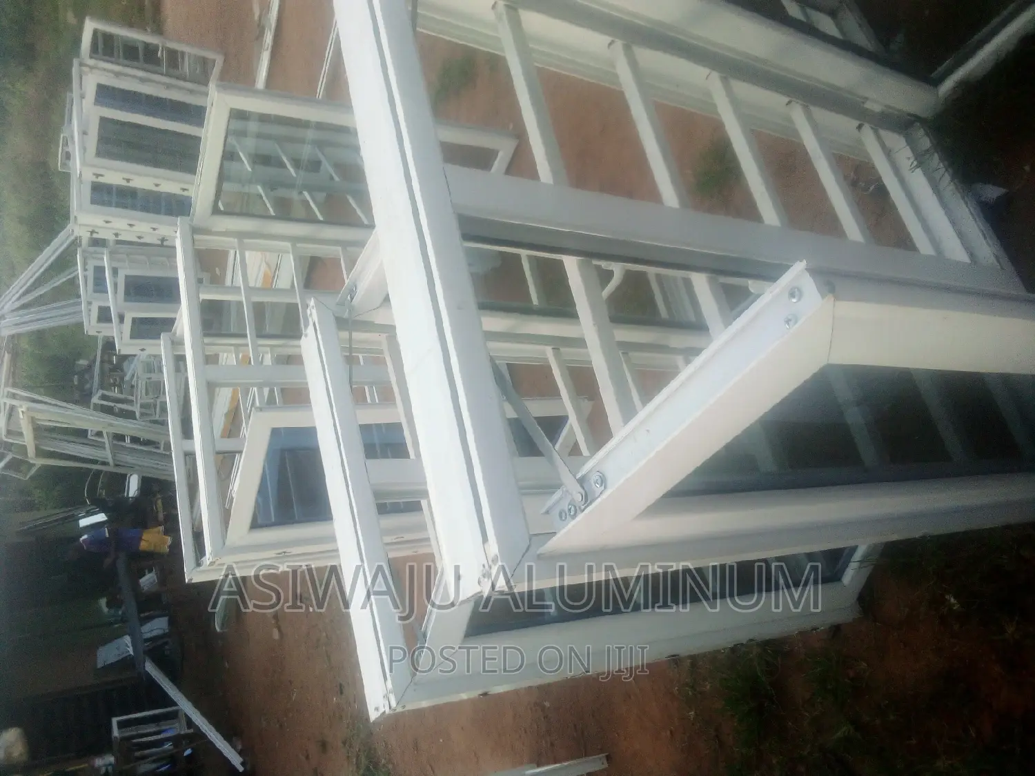 Open and Close Casement Windows J