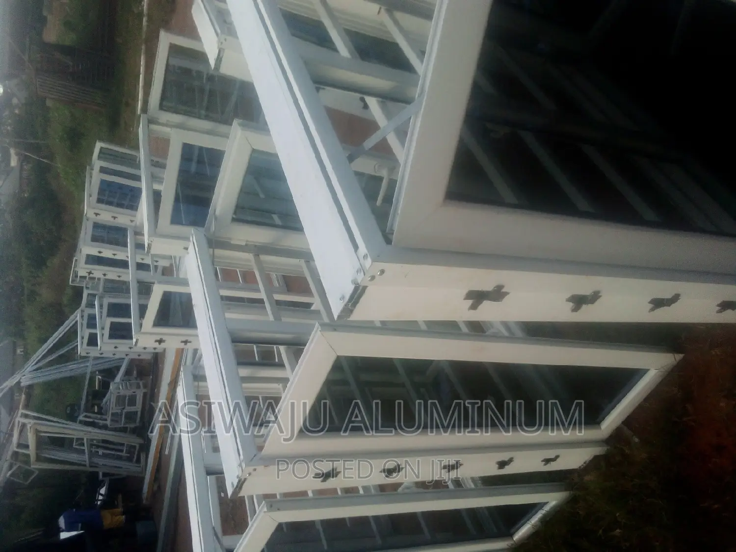 Open and Close Casement Windows J