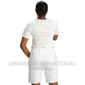 Danami All White Plain Women’S Shorts With Round-Neck T-Shir
