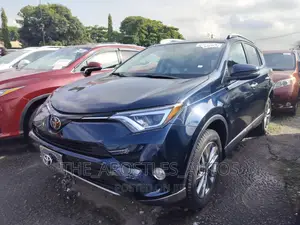 Toyota RAV4 2017 Blue
