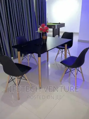 Dining by 4 Seaters