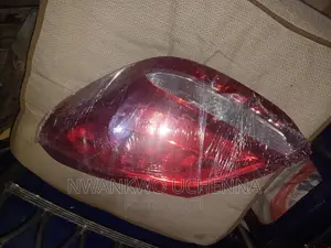 Back Light C300 2015/16