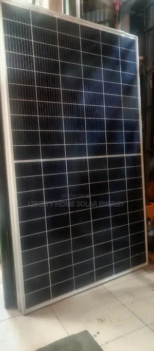 500w Canadian Solar Half-Cell