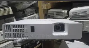 Lastest Lampless Laser Projector With 40,000 Hours