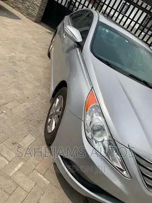 Hyundai Sonata GLS 4dr Sedan (2.4L 4cyl 6A) 2014 Silver