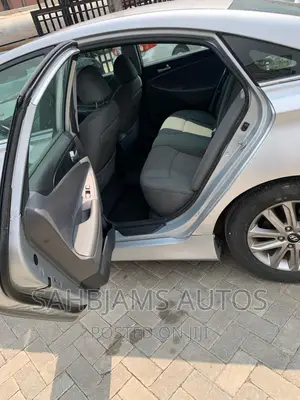 Hyundai Sonata GLS 4dr Sedan (2.4L 4cyl 6A) 2014 Silver
