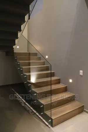 10mm Glass Staircase With Light