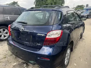 Toyota Matrix 2010 Blue