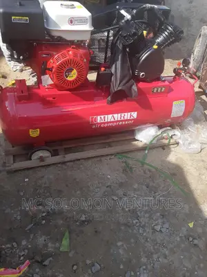 5.5hp Engine Drive Air Compressor 200littres