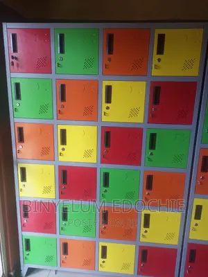 Workers Locker by 24