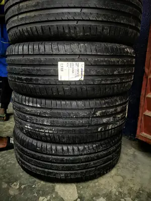 255/55r20 Michelin
