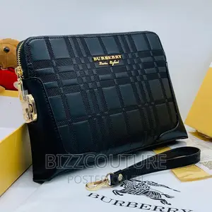 Original Burberry Clutches Bags Available in Store